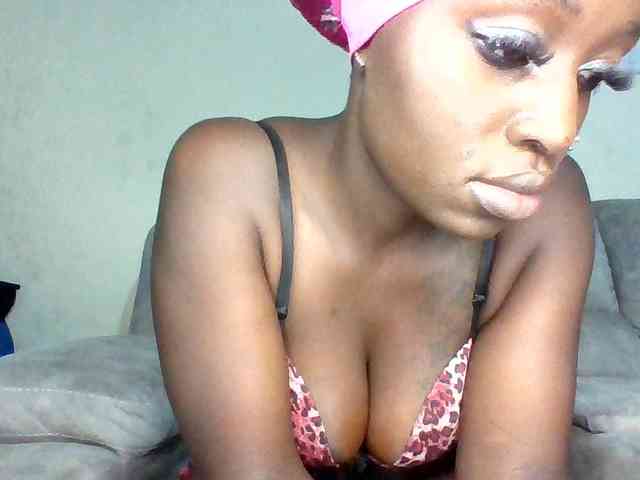 chocolateAss-cake007 webcam