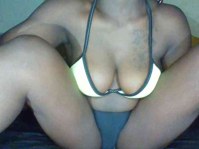 chocolateAss-cake007 webcam