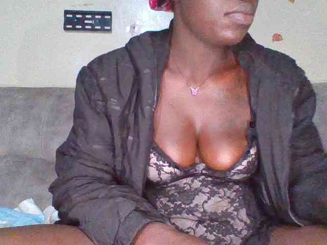 chocolateAss-cake007 webcam