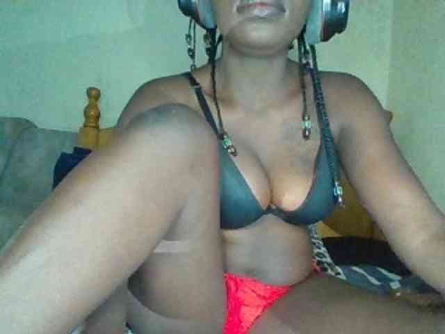 chocolateAss-cake007 webcam