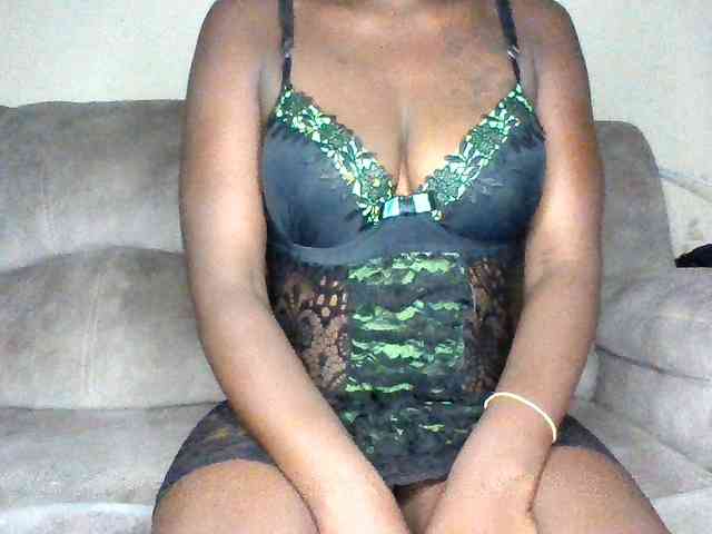 chocolateAss-cake007 webcam