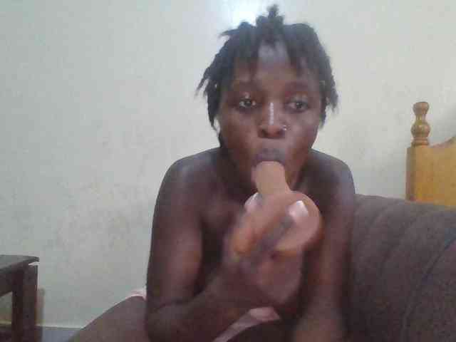 chocolateAss-cake007 webcam