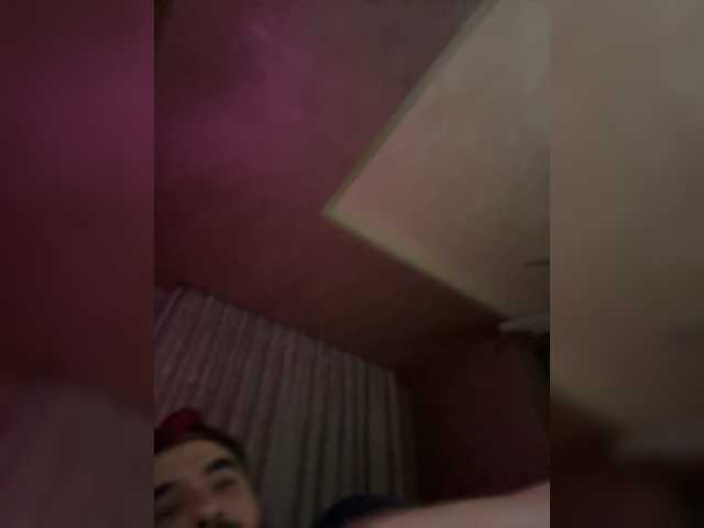 Kikidiki200 live webcam show