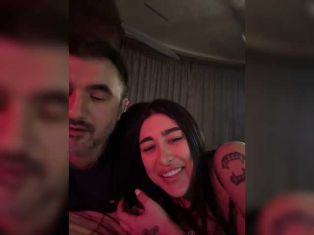 Kikidiki200 live webcam show
