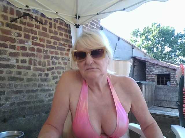 BlondMilfTascha