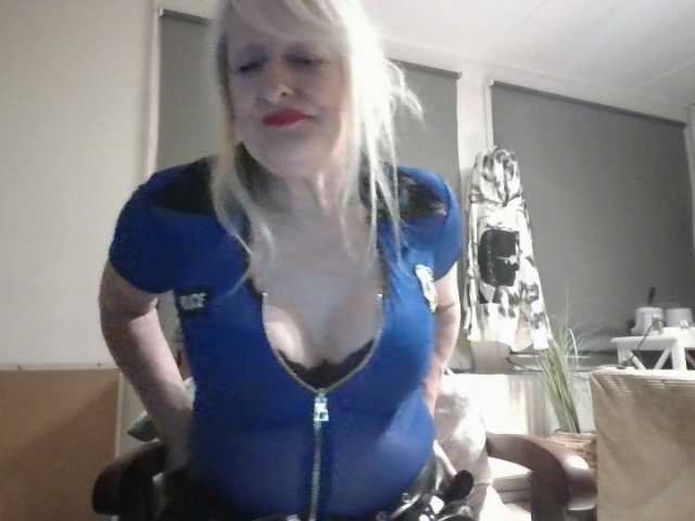 BlondMilfTascha