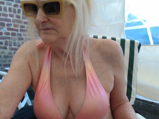 BlondMilfTascha