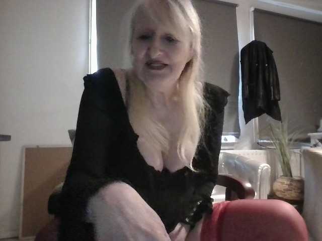 BlondMilfTascha