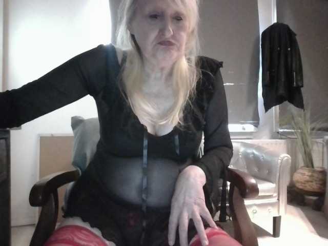 BlondMilfTascha