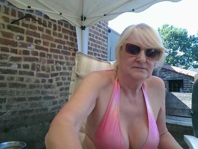 BlondMilfTascha
