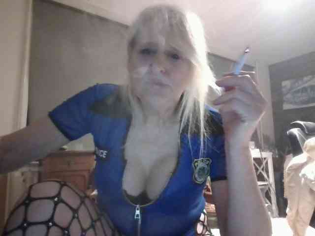 Modèle: BlondMilfTascha