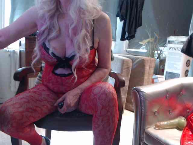 BlondMilfTascha