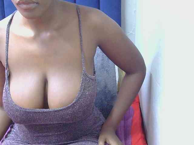 SexyBoobs2