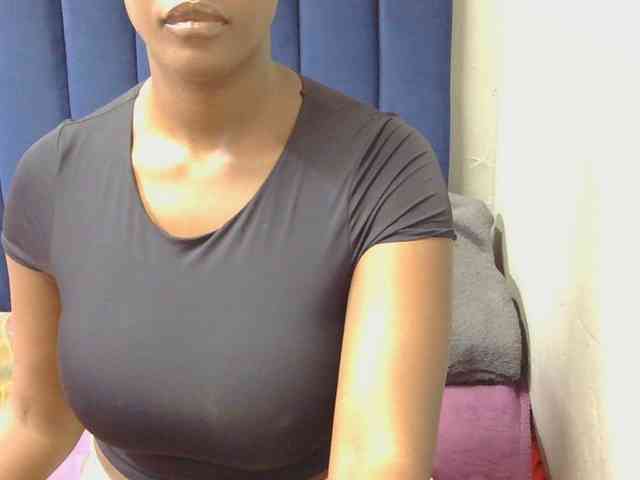 SexyBoobs2 webcam