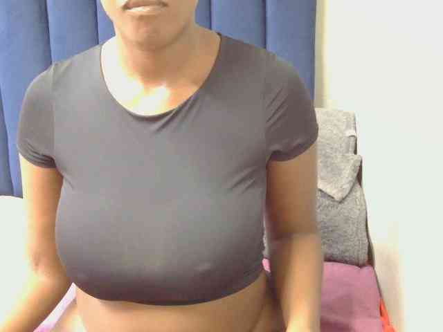 SexyBoobs2 webcam