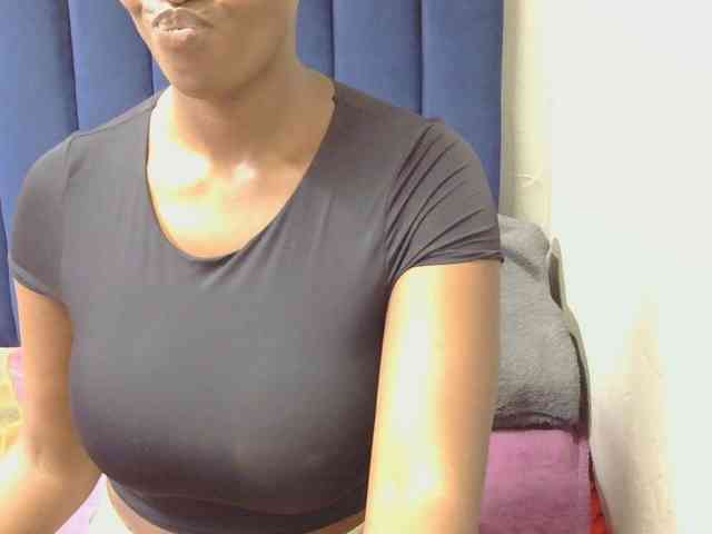 SexyBoobs2 webcam