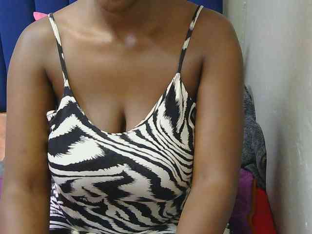 SexyBoobs2 webcam
