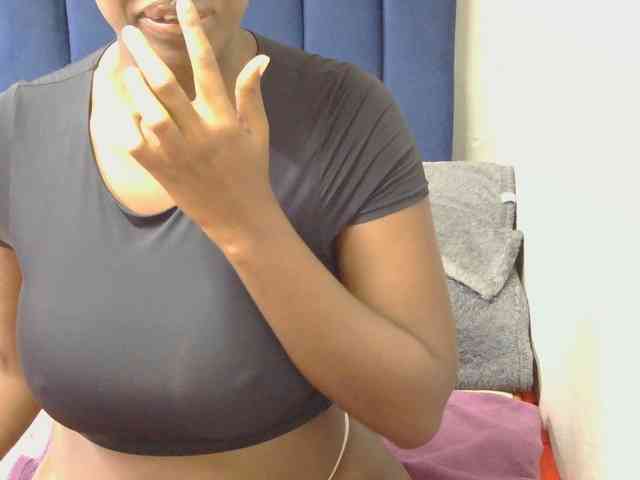 SexyBoobs2 webcam