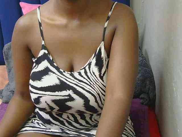 SexyBoobs2 webcam