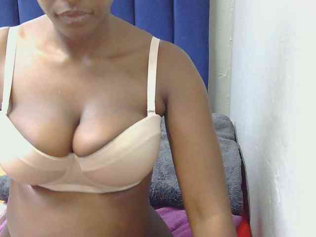 SexyBoobs2 webcam