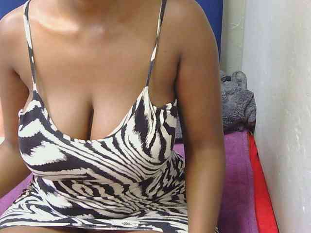SexyBoobs2 webcam