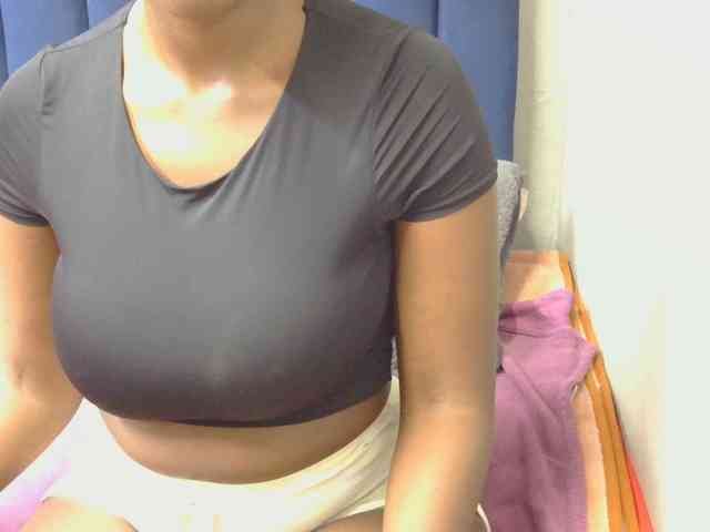 SexyBoobs2 webcam