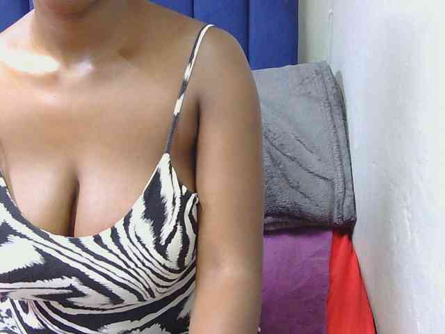 SexyBoobs2 webcam