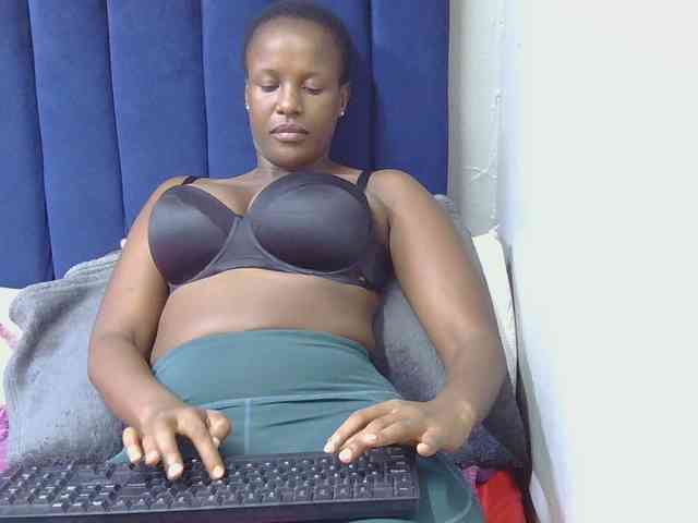 SexyBoobs2 webcam