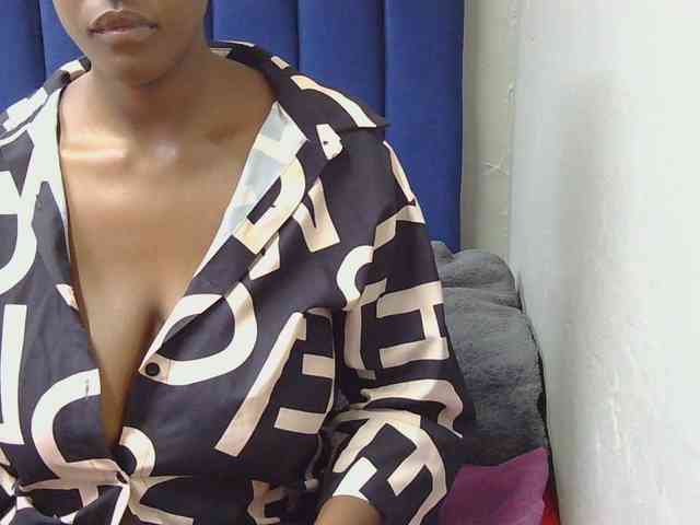 SexyBoobs2 webcam