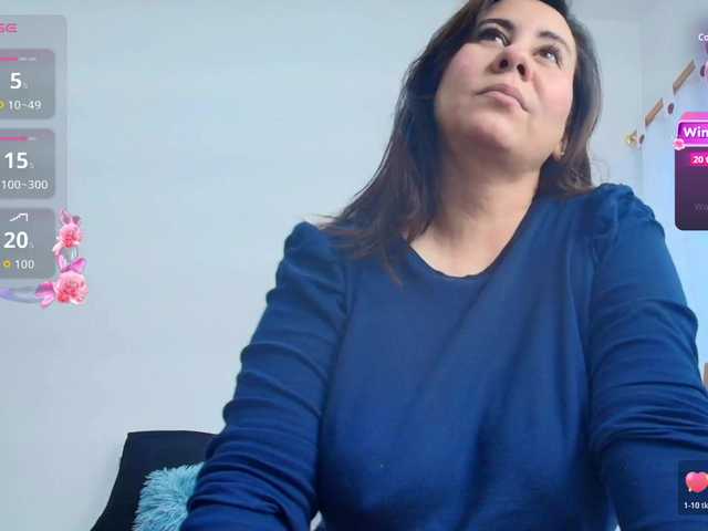 sophieTyler1 live cam on BongaCams