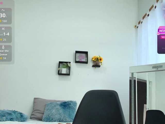 sophieTyler1 live cam on BongaCams