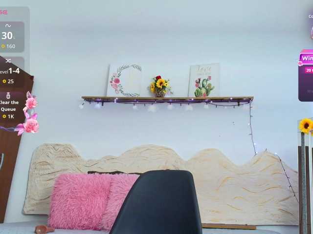 sophieTyler1 live cam on BongaCams