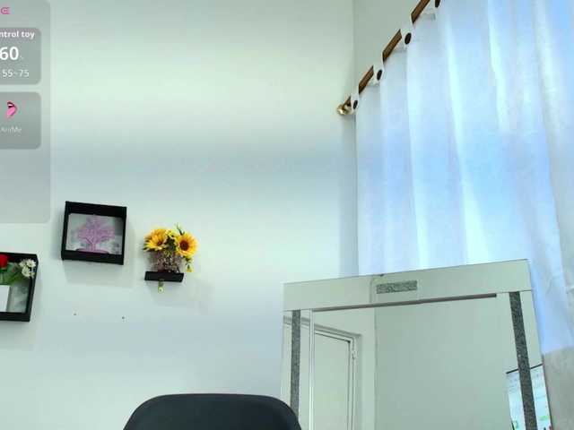 sophieTyler1 live webcam show