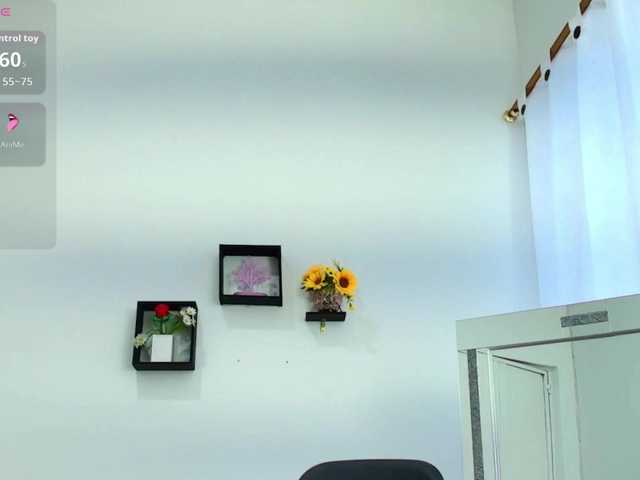 sophieTyler1 live webcam show