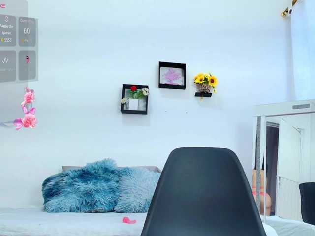 sophieTyler1 live cam on BongaCams