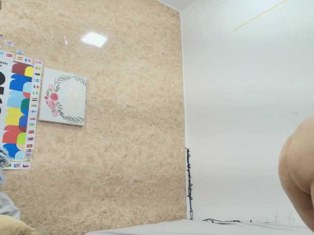 sophieTyler1 live cam on BongaCams