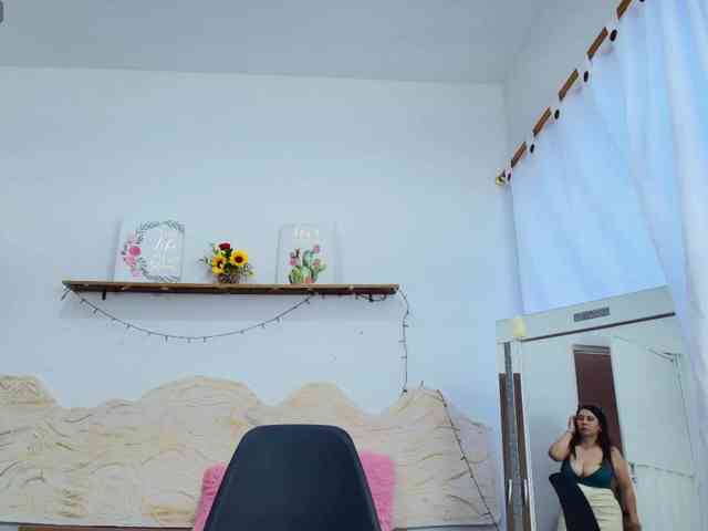 sophieTyler1 webcam