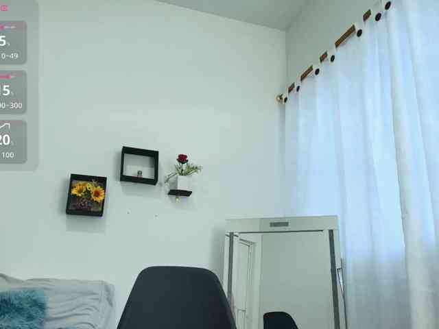 sophieTyler1 webcam