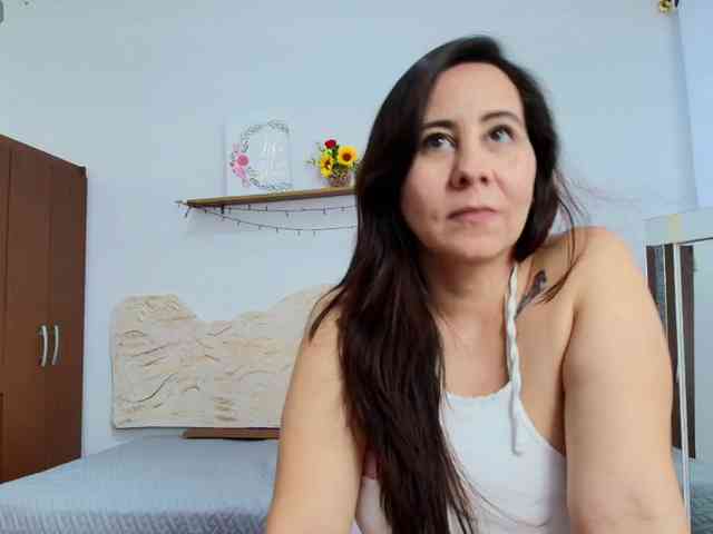 sophieTyler1 webcam