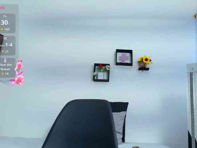 sophieTyler1 webcam