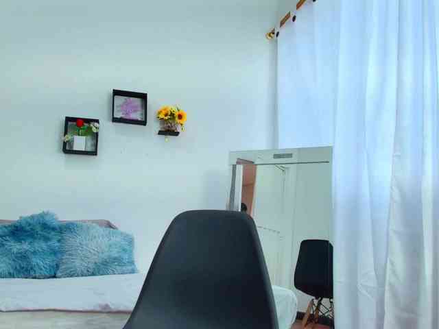 sophieTyler1 webcam
