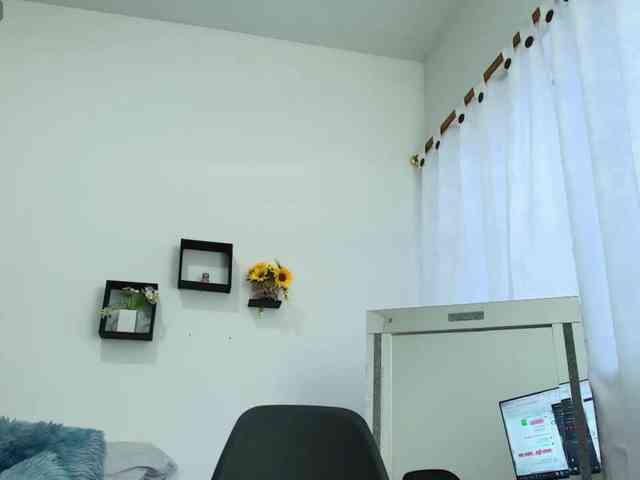 sophieTyler1 webcam