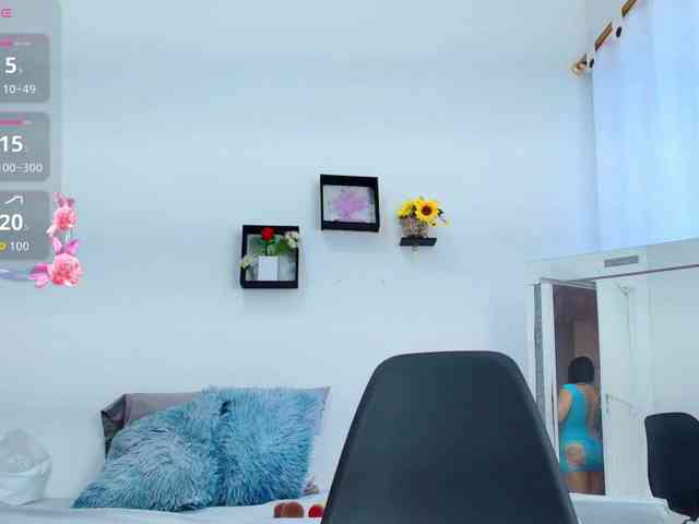 sophieTyler1 webcam