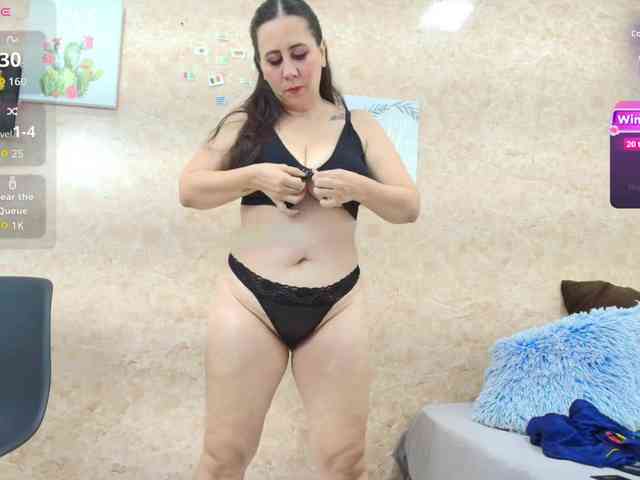 sophieTyler1 sophieTyler1