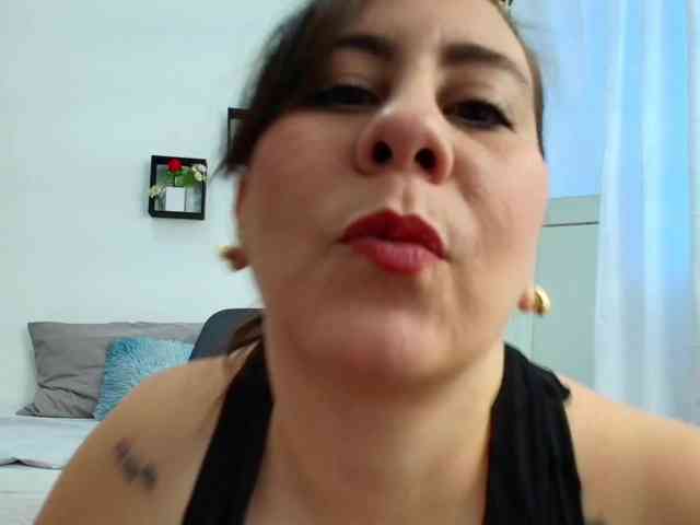 sophieTyler1 webcam