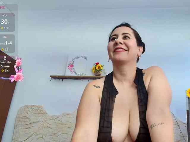 sophieTyler1 webcam