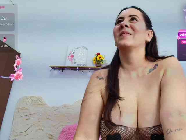 sophieTyler1 webcam