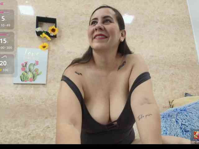 sophieTyler1 webcam
