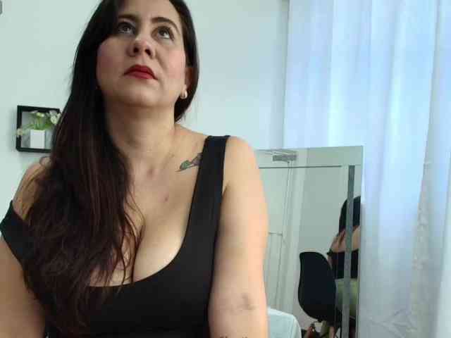 sophieTyler1 webcam