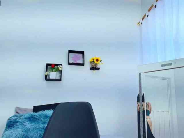 sophieTyler1 webcam
